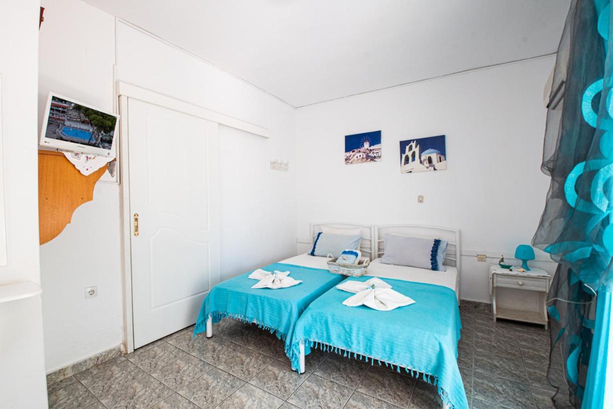 Poros Town Lions Apartments מראה חיצוני תמונה