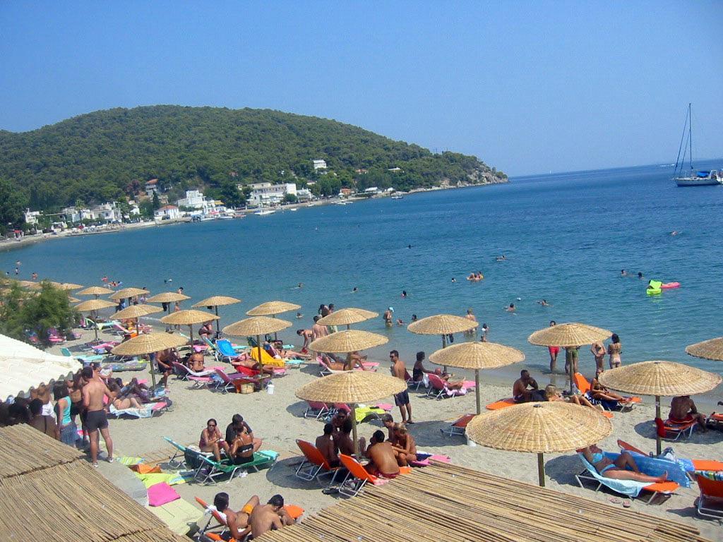 Poros Town Lions Apartments מראה חיצוני תמונה